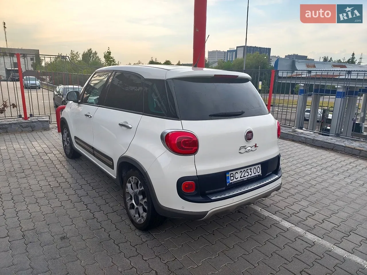 Fiat 500L 2014 photo 4
