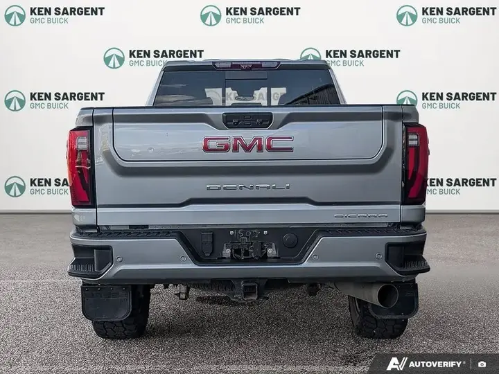 GMC Sierra 3500Hd 2024 photo 5