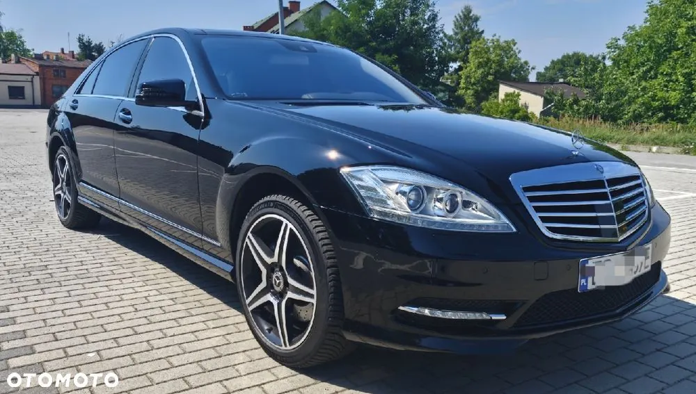 Mercedes-Benz S-Class 2011 photo 2