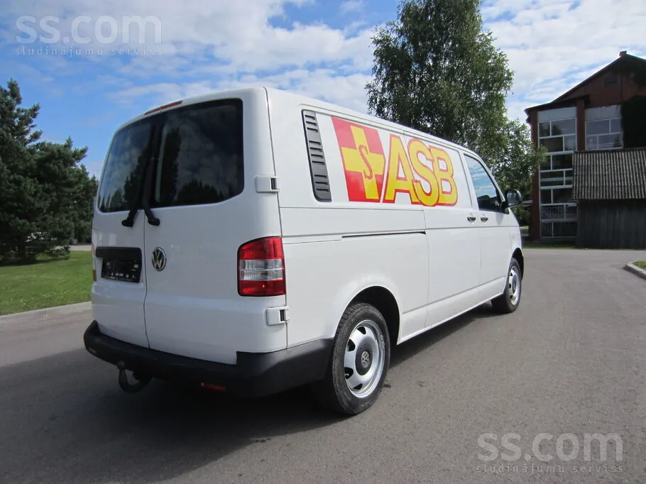 Volkswagen T5 2010 photo 5