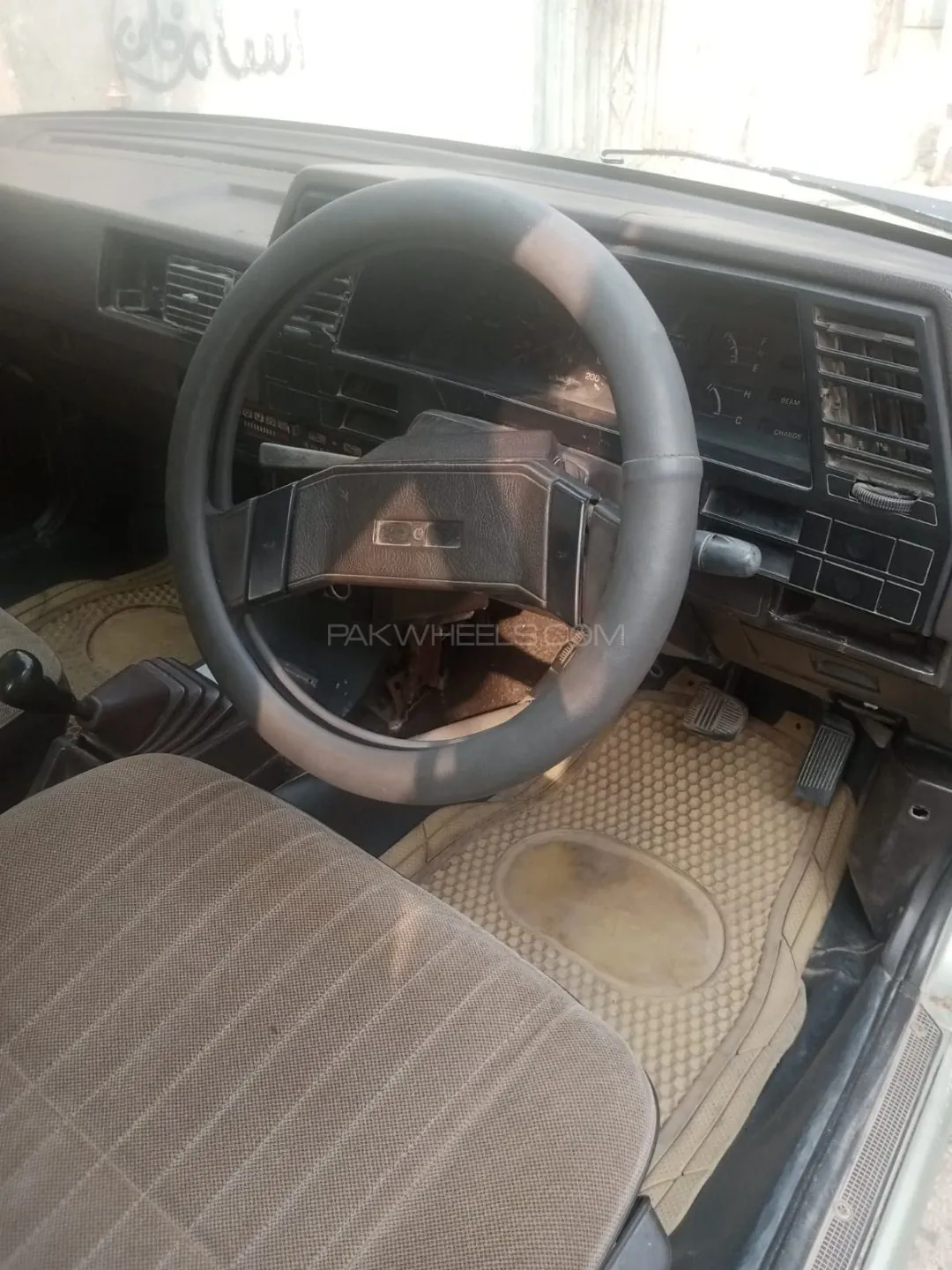 Nissan Sunny