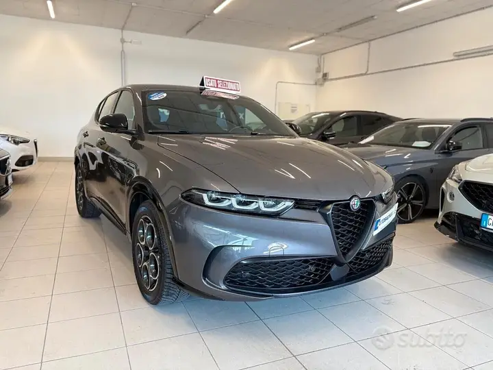 Alfa Romeo Tonale 2024 photo 2