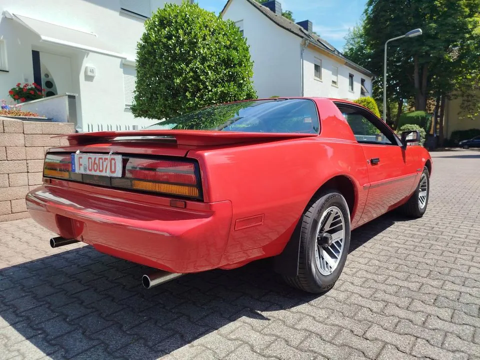 Pontiac Firebird