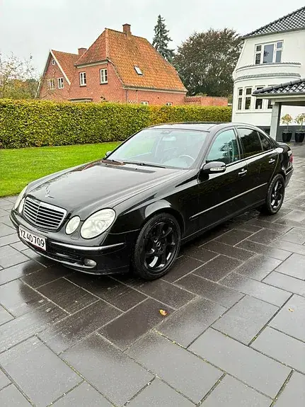 Mercedes-Benz E280 2005 photo 2
