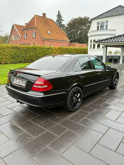 Mercedes-Benz E280 2005 photo 4