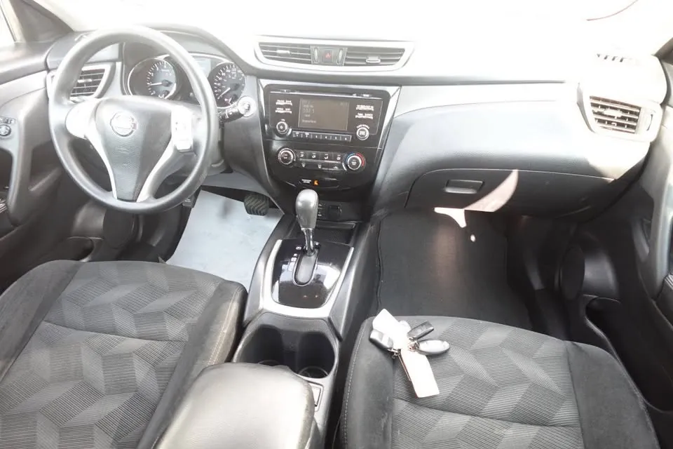 Nissan Rogue 2016 photo 2