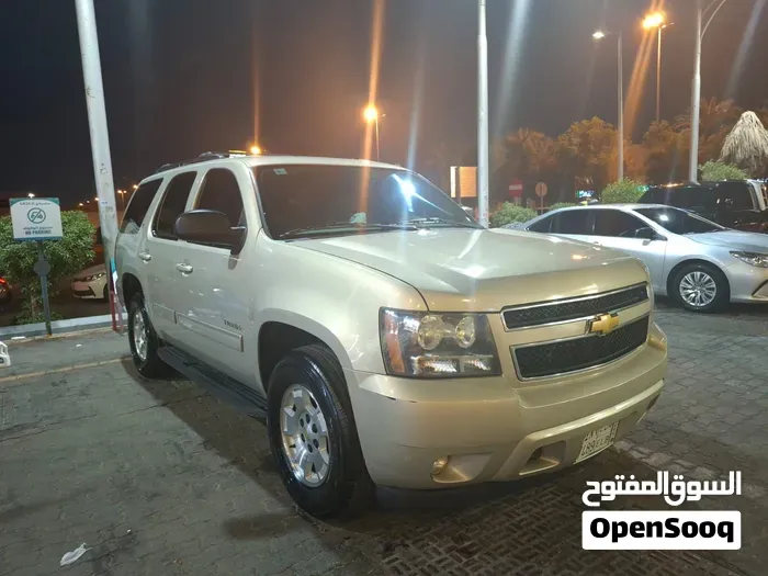 Chevrolet Tahoe 2012 photo 3