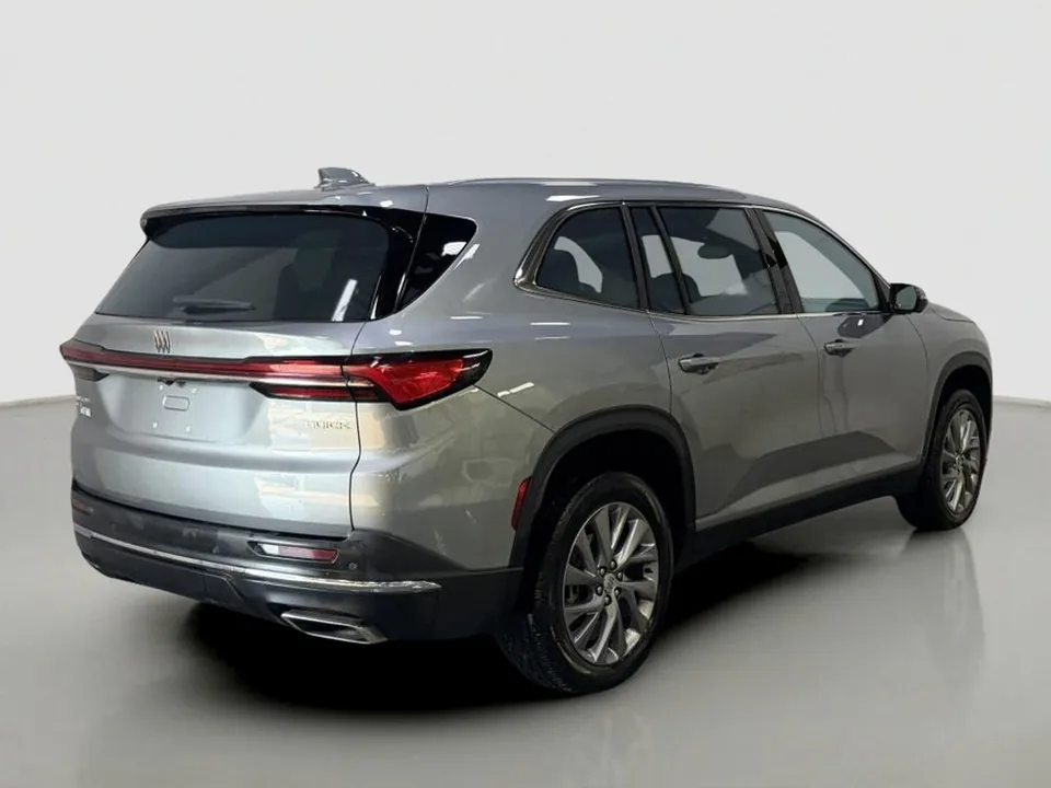 Buick Enclave 2025 photo 3