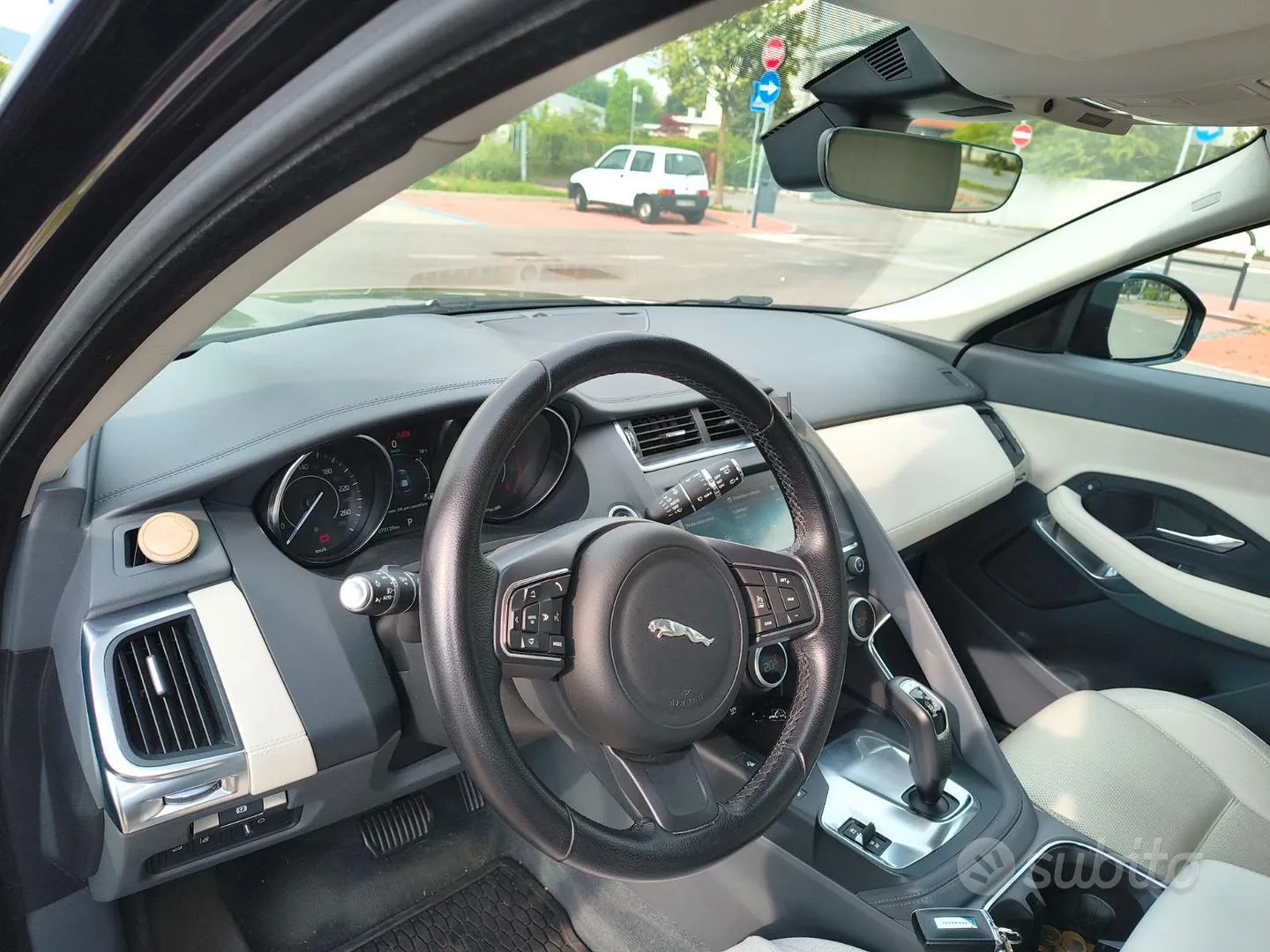 Jaguar P200S 2020 photo 3