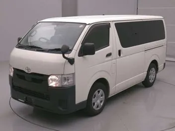 Toyota Hiace 2022 photo 5