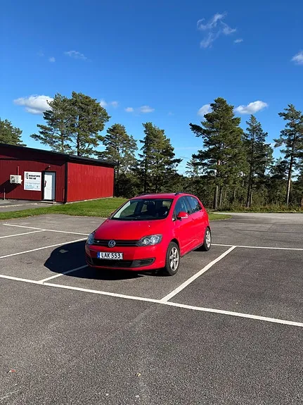 Volkswagen Golf Plus 2011 photo 2