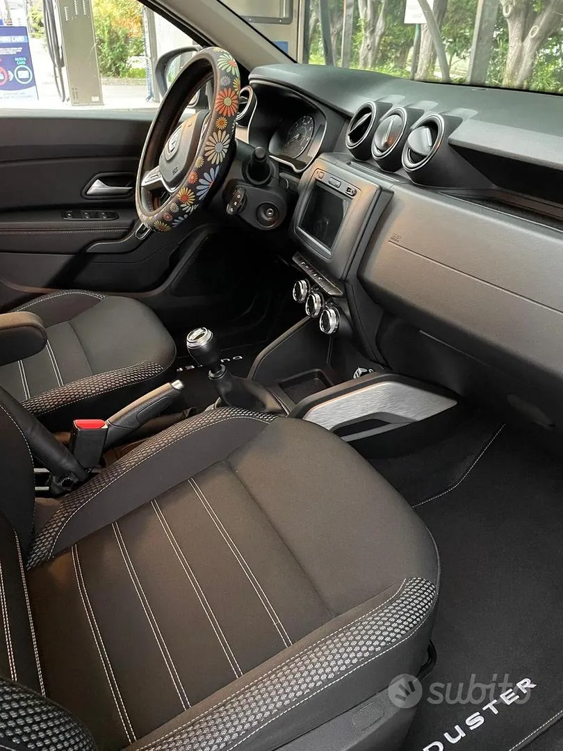Dacia Duster 2021 photo 2