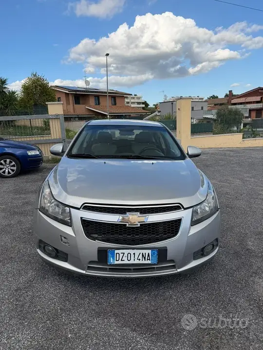 Chevrolet Cruze 2010 photo 4
