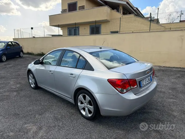 Chevrolet Cruze 2010 photo 5