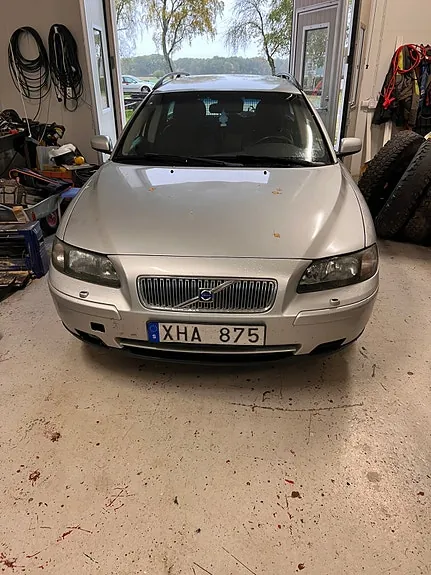 Volvo V70 2006 photo 2