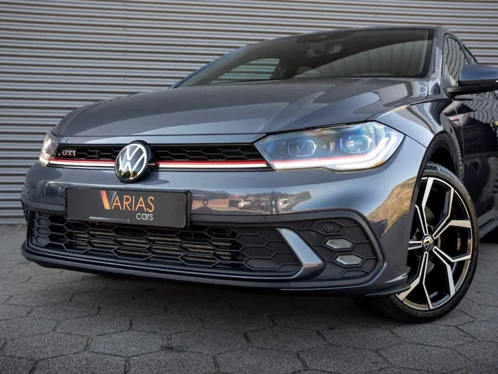 Volkswagen Polo 2023 photo 2