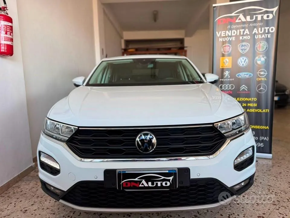 Volkswagen T-Roc 2020 photo 2