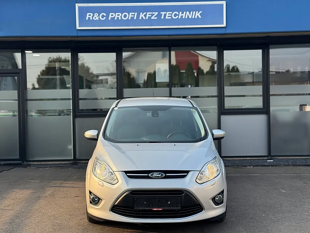 Ford C-Max 2012 photo 2