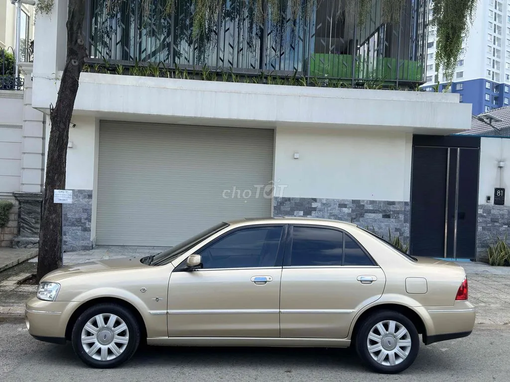 Ford Laser 2004 photo 3