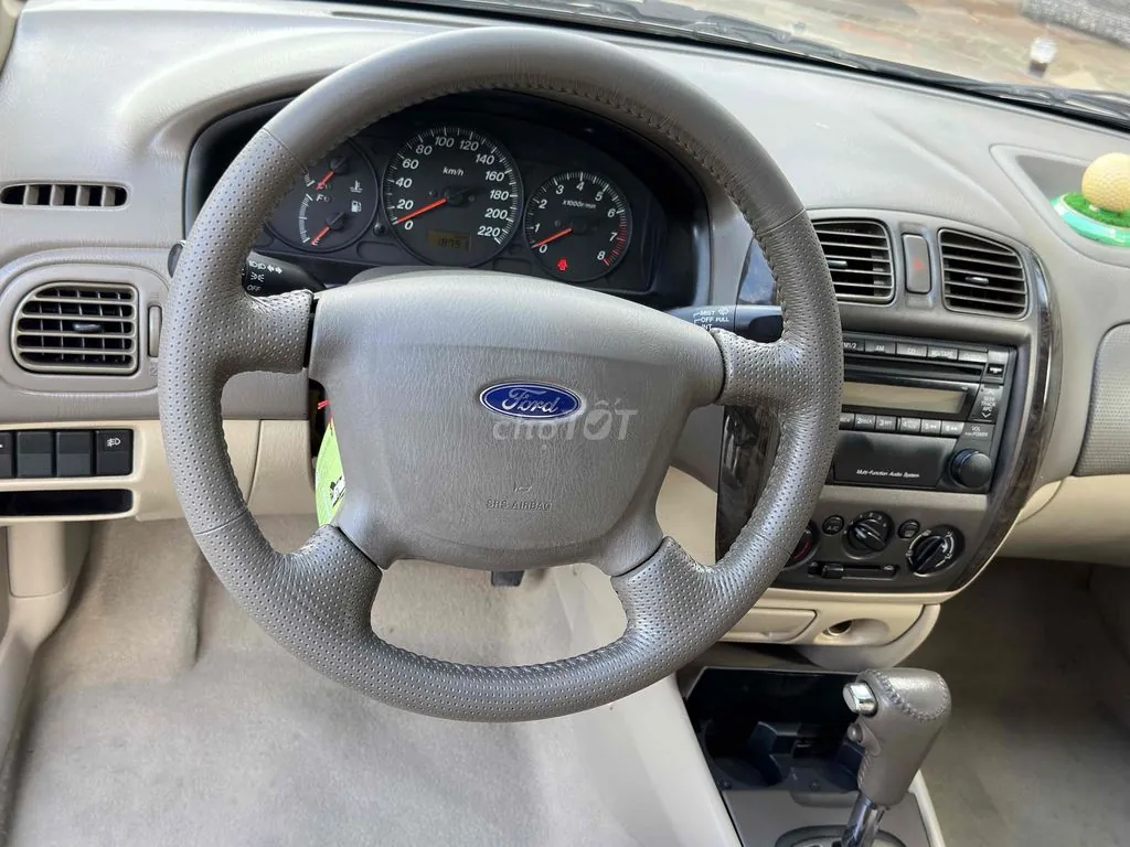 Ford Laser 2004 photo 4