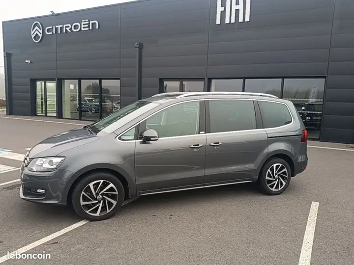 Volkswagen Sharan 2019 photo 2