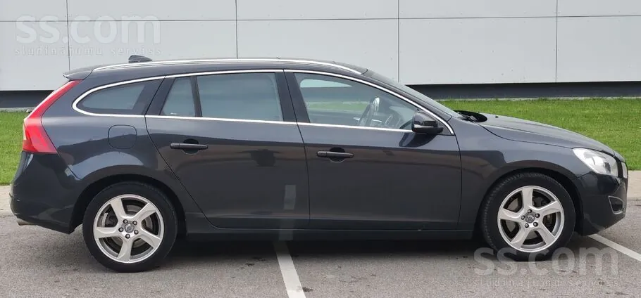 Volvo V60 2011 photo 4