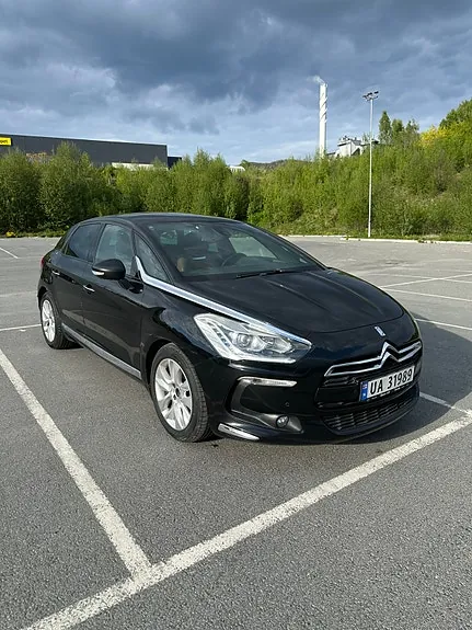 Citroen Ds5 2012 photo 2