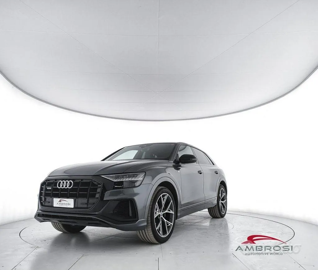 Audi Q8