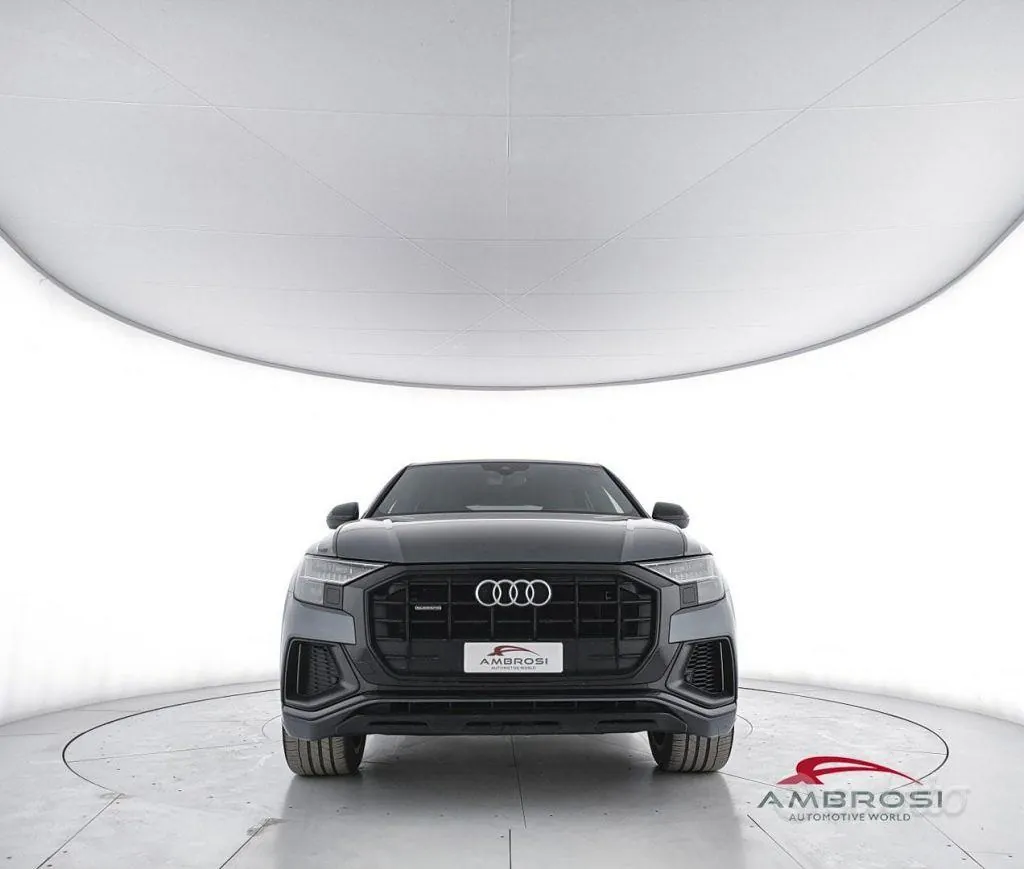 Audi Q8 2020 photo 5