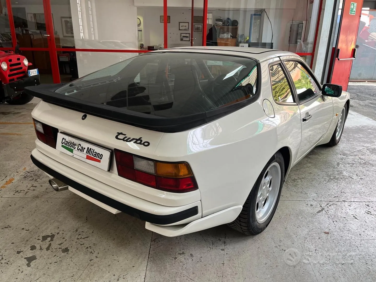 Porsche 944 1989 photo 5