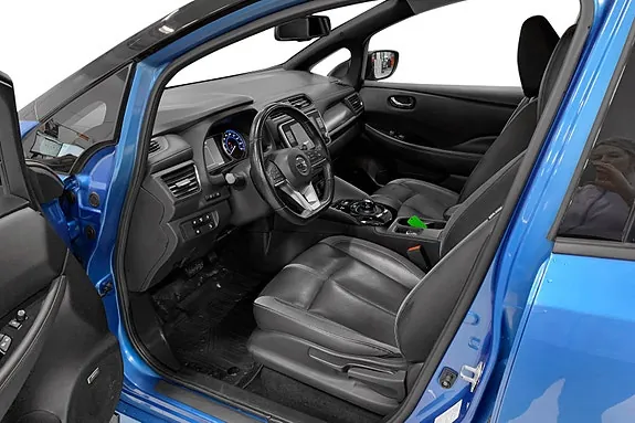 Nissan Leaf 2019 photo 2