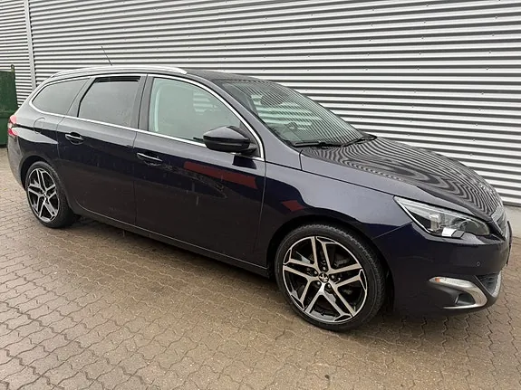 Peugeot 308 2015 photo 5