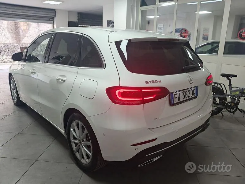 Mercedes-Benz B 180 2019 photo 4