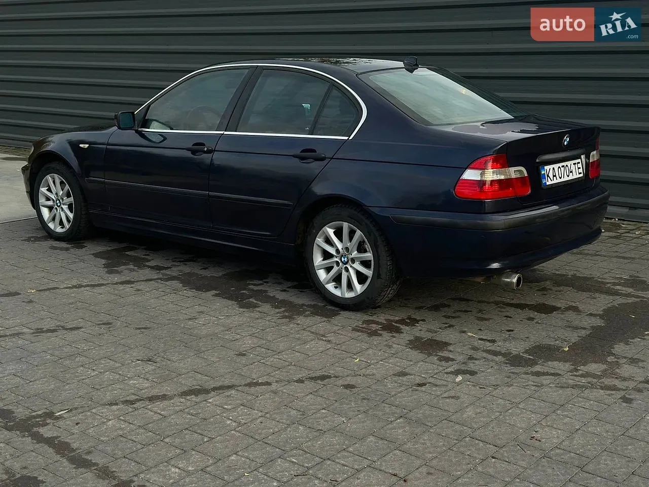 BMW 3 Series 2004 photo 4