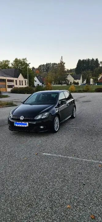 Volkswagen Golf R-Line
