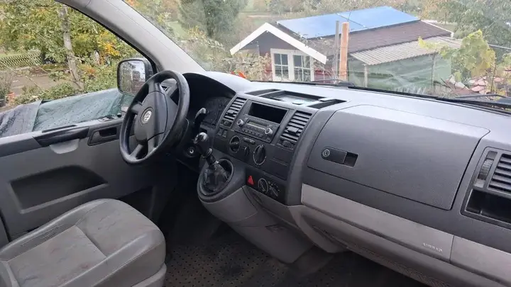 Volkswagen T5 Transporter