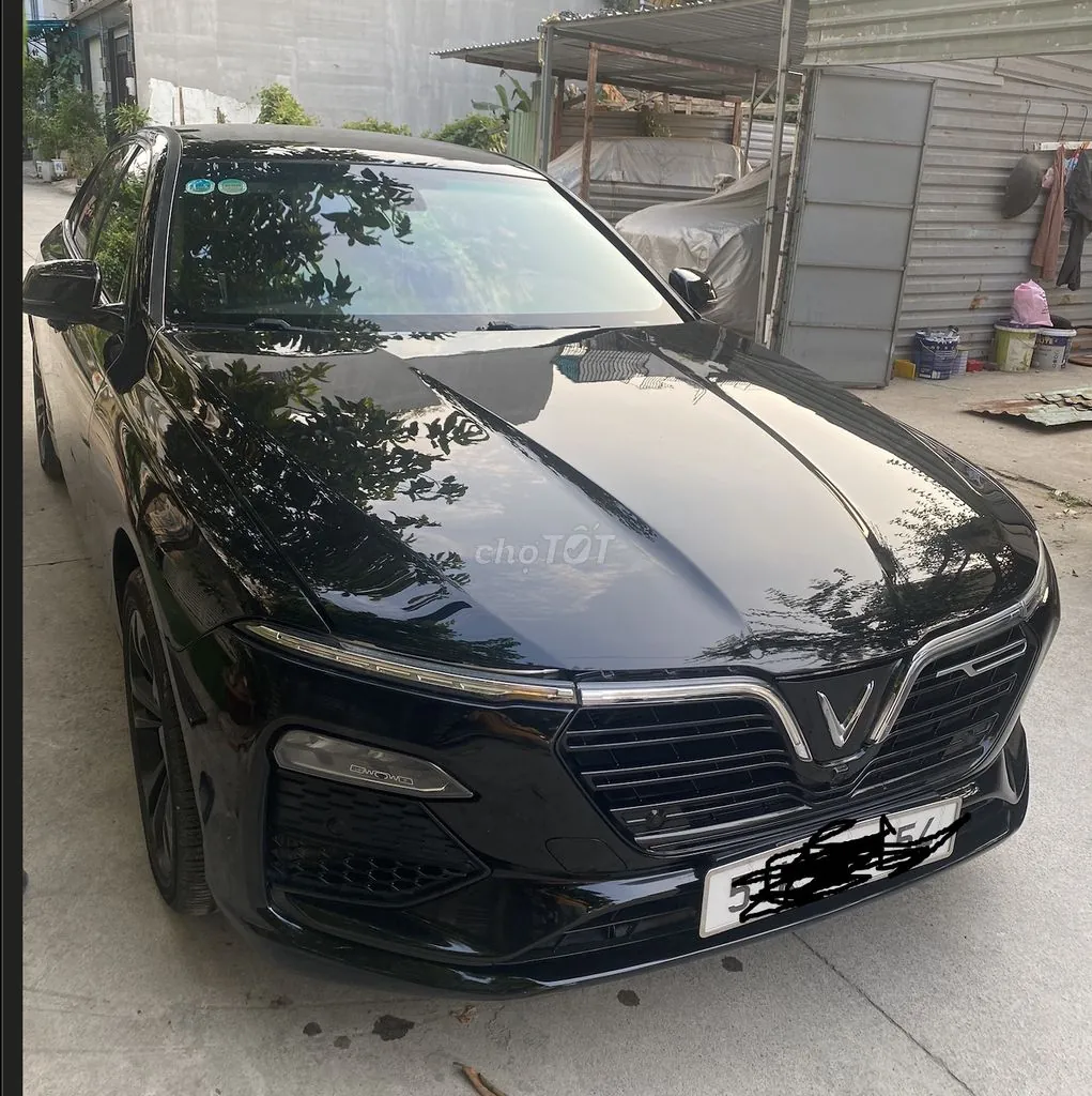 Vinfast Lux A2.0 2021 photo 2
