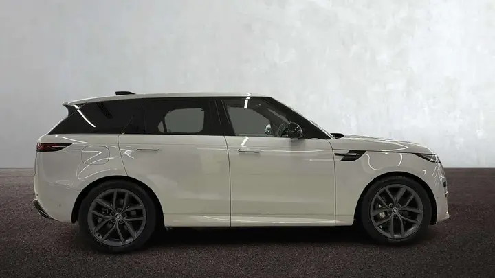 Land Rover Range Rover Sport 2025 photo 5
