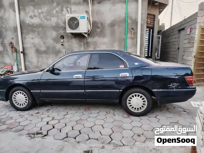 Toyota Crown 1994 photo 4
