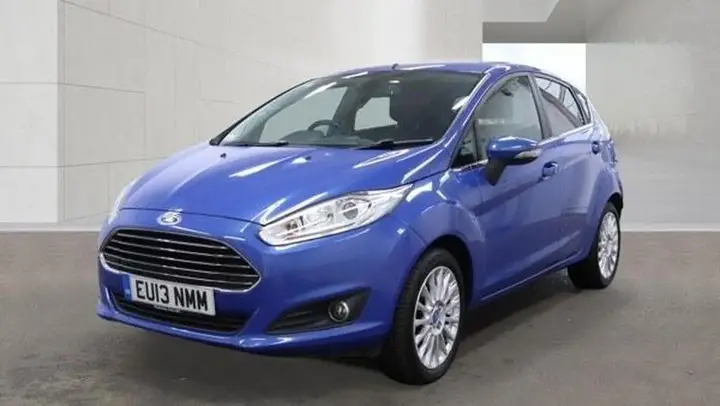 Ford Fiesta 2013 photo 3