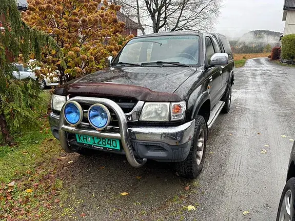 Toyota Hilux 2002 photo 3