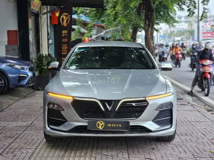 Vinfast Lux A
