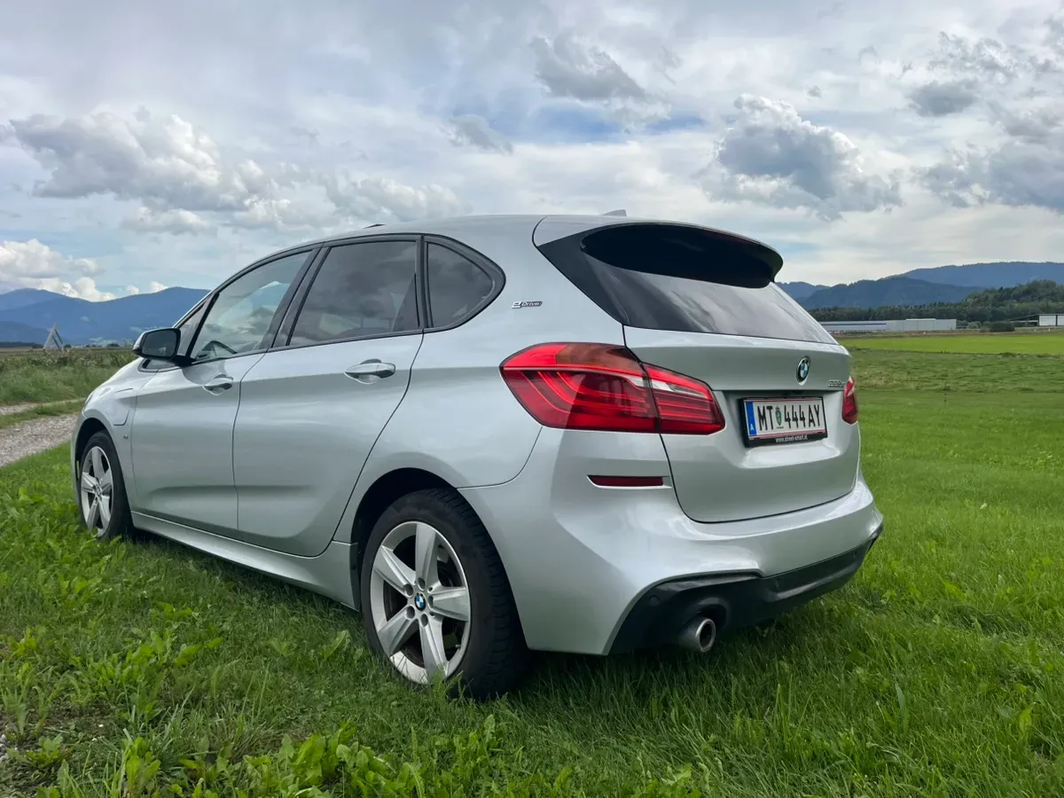 BMW 2 Series 2018 photo 3