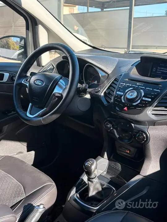 Ford Ecosport 2016 photo 5