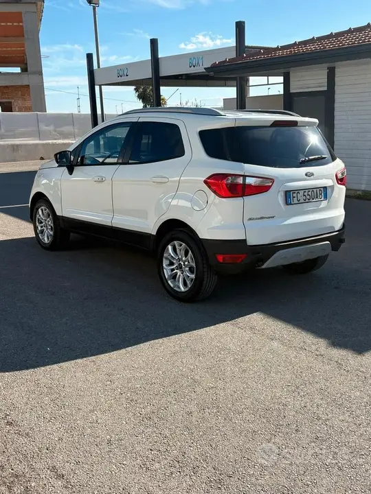 Ford Ecosport 2016 photo 4