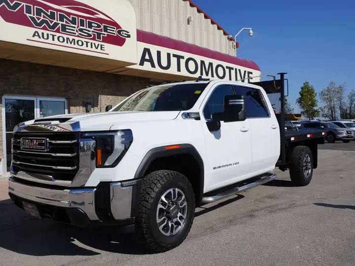 GMC Sierra 3500Hd 2024 photo 4