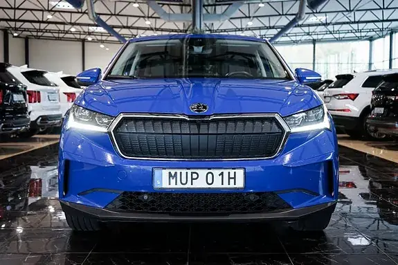 Skoda Enyaq 2023 photo 2