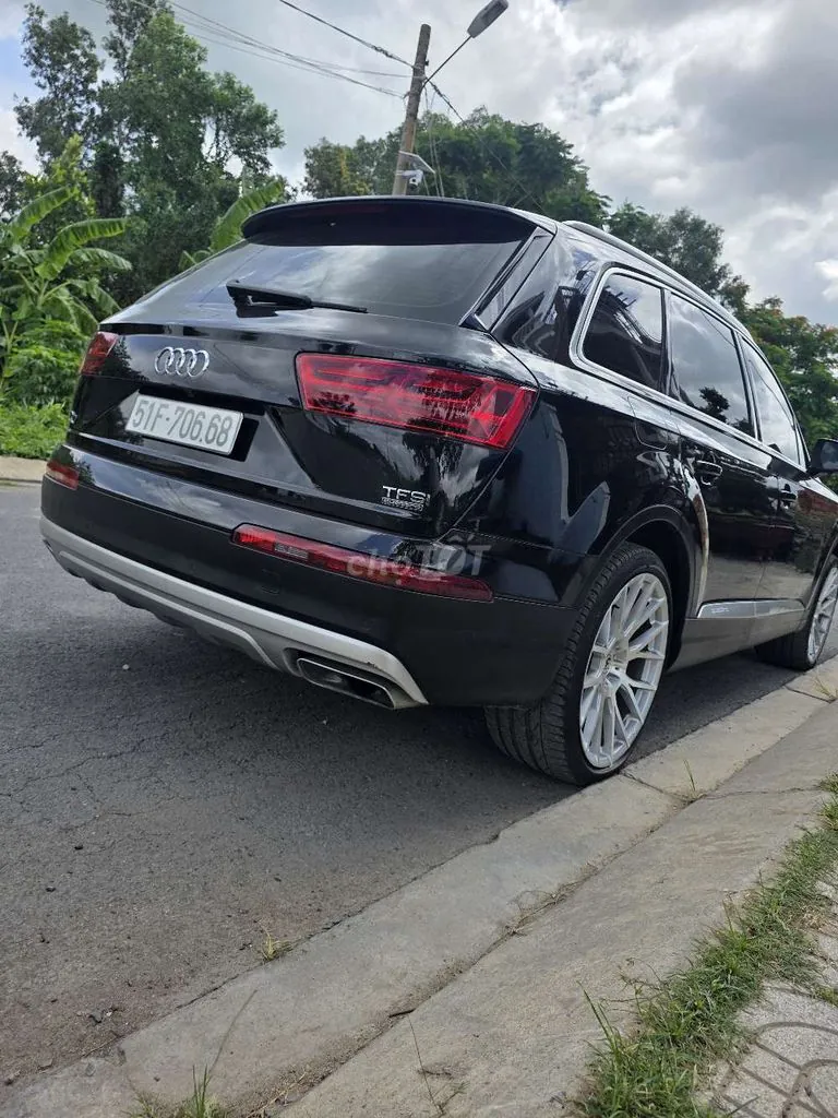 Audi Q7 2016 photo 5