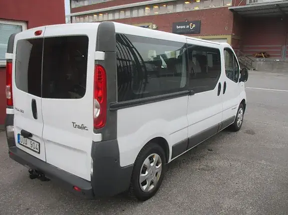 Renault Trafic 2012 photo 5