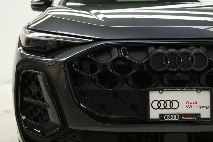 Audi Q5 2025 photo 3